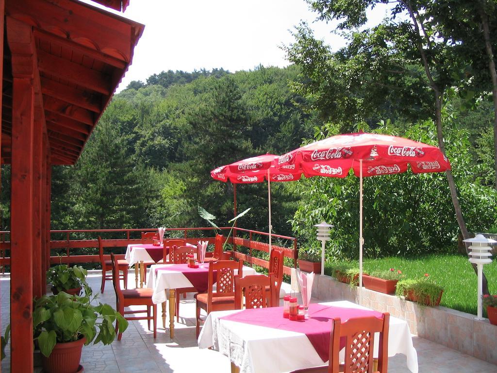 Family Hotel Diana Lyaskovo  Exterior photo